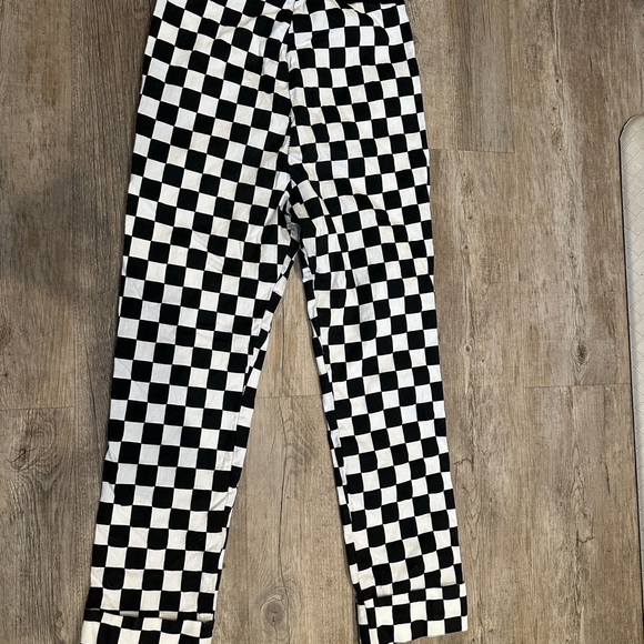 Smak Parlor High Waist Black and White Checkered Ankle Cropped Pants - Picture 7 of 8